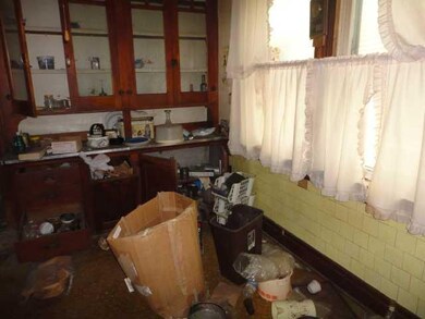 Kitchen Lower unit kitchen