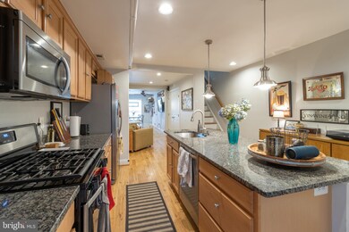 118 S Ellwood Ave, Baltimore, MD 21224 - photo 5