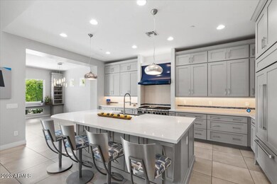 Large Modern Kitchen