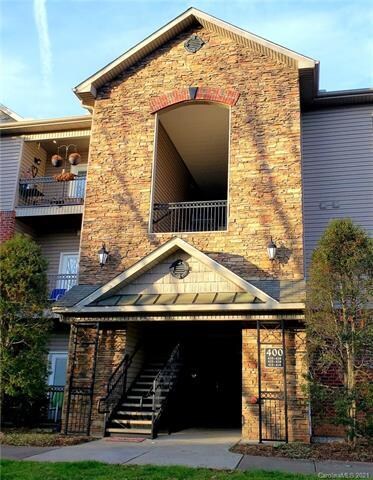 426 Appeldoorn Cir unit 426, Asheville, NC 28803 - photo 2