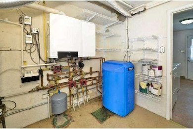 714 Wyomissing Blvd, Reading, PA 19610 - photo 2