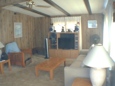 Living Room - N
