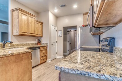4005 Happy Trails Rd