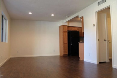 2121 S Pennington unit 32, Mesa, AZ 85202 - photo 3