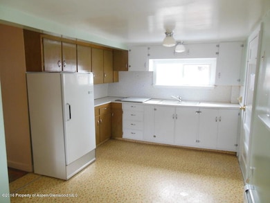 447 Barclay St, Craig, CO 81625 - photo 6