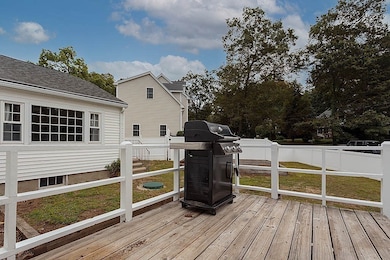 401 Middlesex Ave, Wilmington, MA 01887 - photo 5