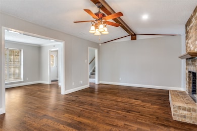 411 Washington Dr, Arlington, TX 76011 - photo 5