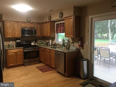 28 Lippincott Ave, Burlington, NJ 08016 - photo 3