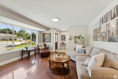 975 Canyon Breeze Ln, Draper, UT 84020 - photo 6