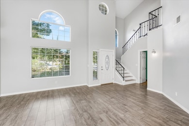 387 E Braddock Dr, Fresno, CA 93720 - photo 6