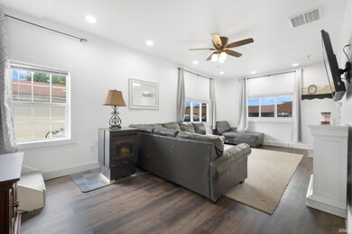 414 Monroe St, Monroeville, IN 46773 - photo 6