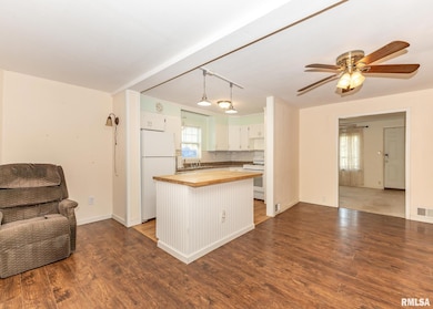 3015 N 3rd St, Clinton, IA 52732 - photo 6