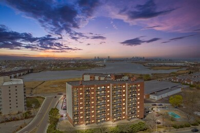 Seawinds Condomimiuns unit 402, Quincy, MA 02171 - photo 2