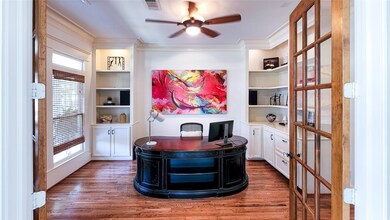 608 E 10th 1/2 St, Houston, TX 77008 - photo 4