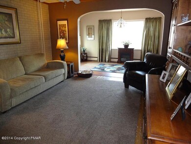 616 Center Ave, Jim Thorpe, PA 18229 - photo 6