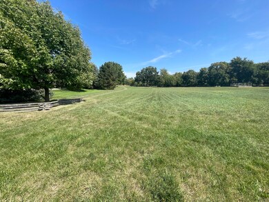 Lt16 Lakeside Ridge Ct, Delafield, WI 53072 - photo 4