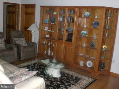 35375 Army Navy Dr, Mechanicsville, MD 20659 - photo 7