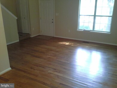 15354 Inlet Place, Dumfries, VA 22025 - photo 2