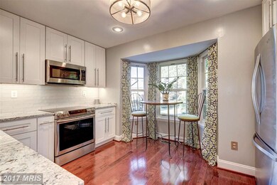 9663 Lindenbrook St, Fairfax, VA 22031 - photo 5