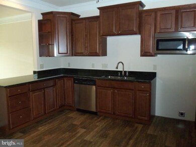 209 Whitley Dr, Chambersburg, PA 17201 - photo 3