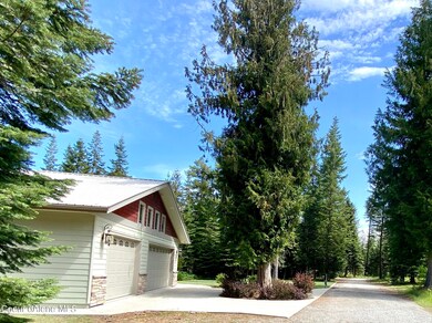 Garage/driveway