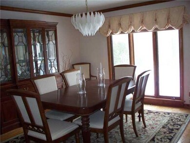 Dining Room. The formal dining room has gleaming h