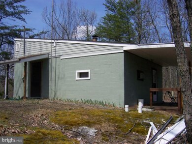 588 Hemlock Ln, Moorefield, WV 26836 - photo 3