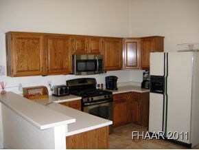 201 Texas St, Copperas Cove, TX 76522 - photo 5