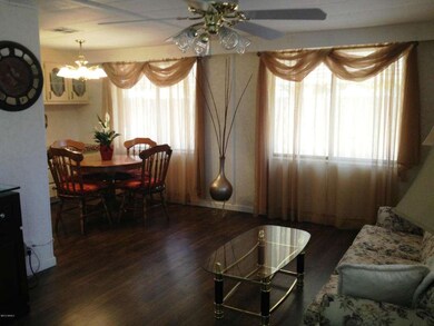 Livingroom2