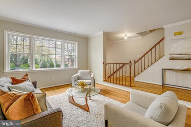 9391 Peter Roy Ct, Burke, VA 22015 - photo 5