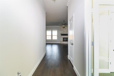 109 Independence Dr, Joshua, TX 76058 - photo 2