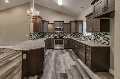 1786 Lassiter Mill Rd, Asheboro, NC 27205 - photo 6