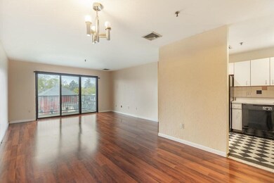 Quincy Towers unit 303, Quincy, MA 02169 - photo 4