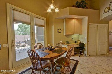 Breakfast room area-