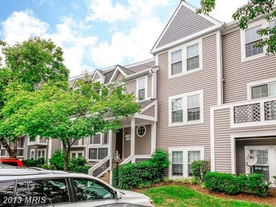 12896 Grays Pointe Rd unit C, Fairfax, VA 22033 - photo 2