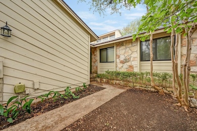 3711 Claburn Dr, Austin, TX 78759 - photo 3