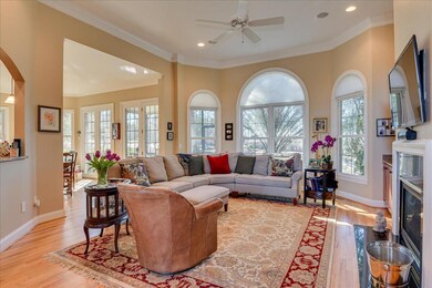7 Living room