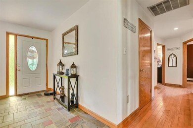 1739 Seidersville Rd, Bethlehem, PA 18015 - photo 6