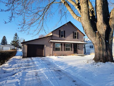 146 S Argyle Ave, Phillips, WI 54555 - photo 2