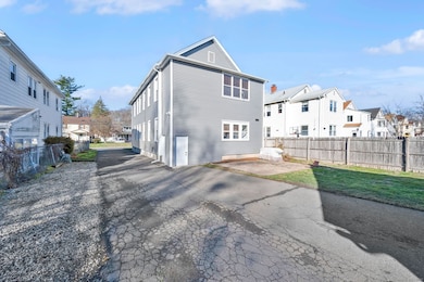 108 Newington Rd, West Hartford, CT 06110 - photo 6