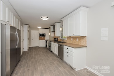 148 Millstone Dr, Statesville, NC 28625 - photo 6