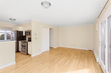 44 Newton St, Pawtucket, RI 02860 - photo 2