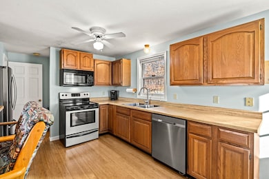 147 Weirs Blvd unit 5, Laconia, NH 03246 - photo 5