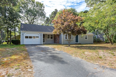 1 Hamblin Hill, Yarmouth Port, MA 02675 - photo 2