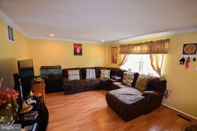 19917 Choctaw Ct, Germantown, MD 20876 - photo 5