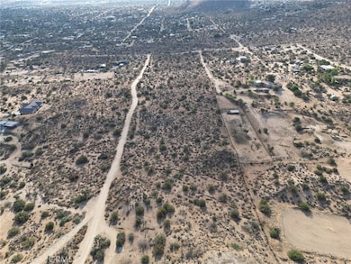 0 Kickapoo Trail unit JT25168807, Yucca Valley, CA 92284 - photo 2