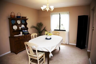 1811 Staffordshire Rd, Columbus, OH 43229 - photo 6