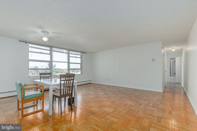 Radnor House unit 518, Bryn Mawr, PA 19010 - photo 3