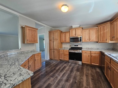 11 S Emperor Dr, Concord, NH 03303 - photo 7