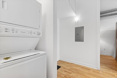 660 W Wayman St unit 302, Chicago, IL 60661 - photo 5
